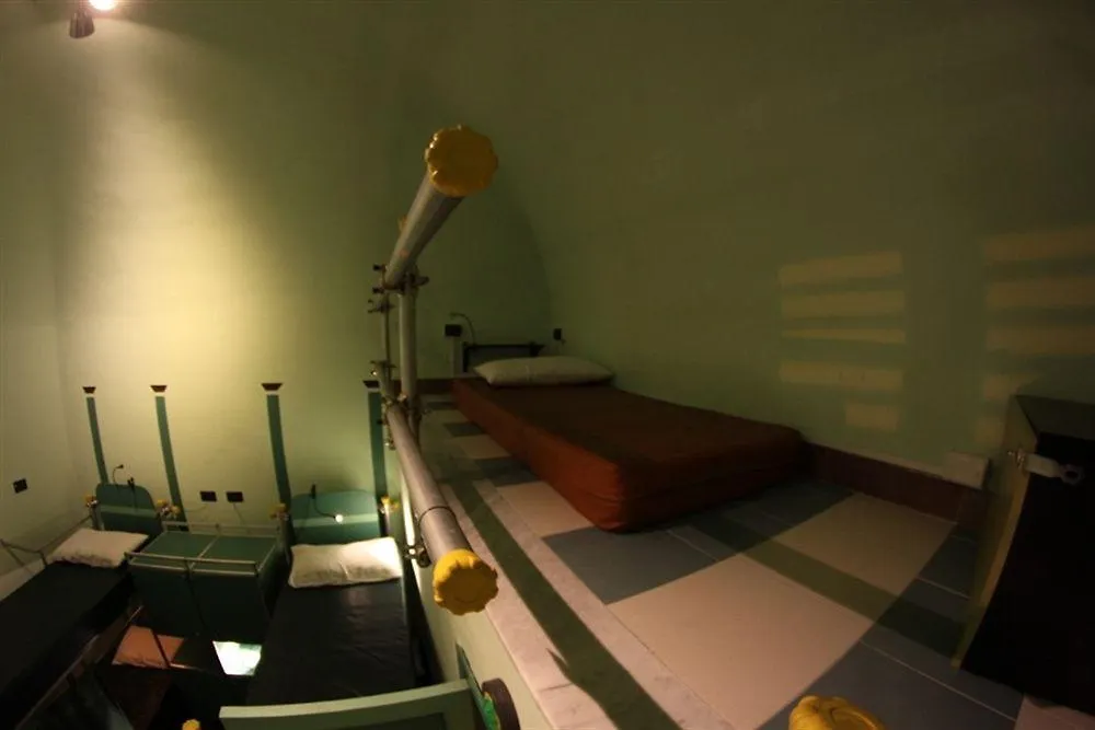 Agora Hostel Катания